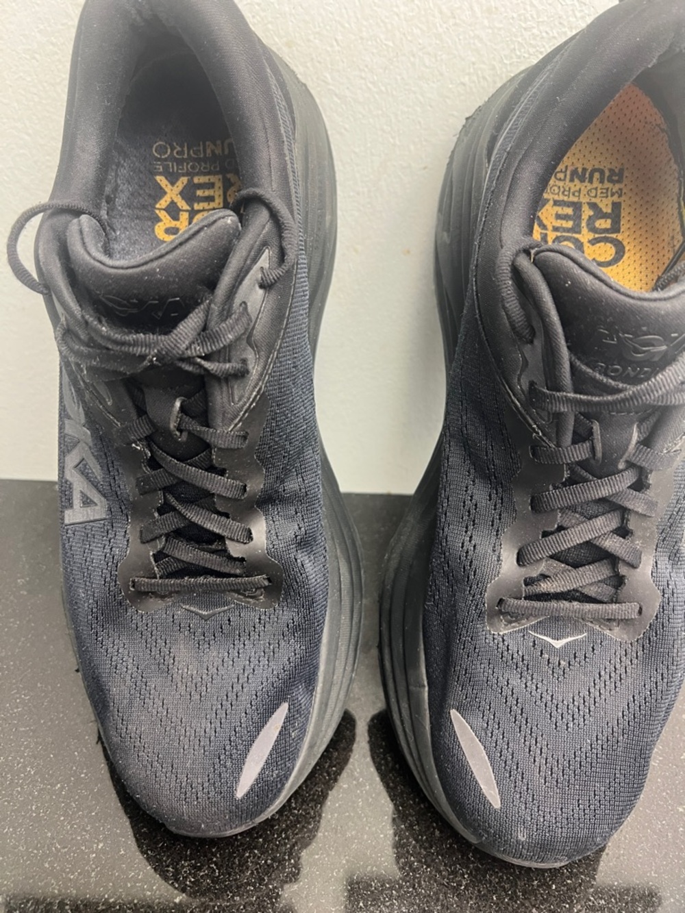 Hoka Men's Black and Gray Athletic Running Shoes